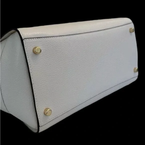 Authentic Coach C5690 “Kleo” Large Carryall Pebbled Leather Handbag in Chalk - Picture 5 of 12